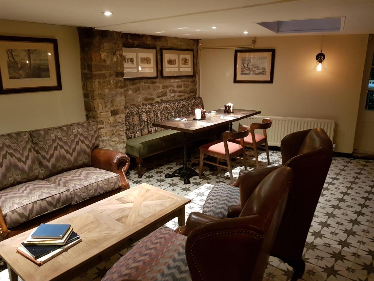 The Carpenters Arms Hotel Pensford Kültér fotó