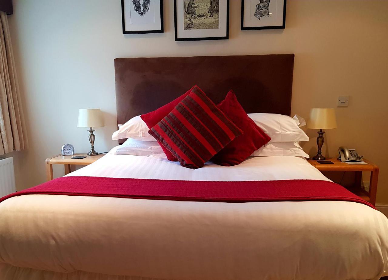 The Carpenters Arms Hotel Pensford Kültér fotó