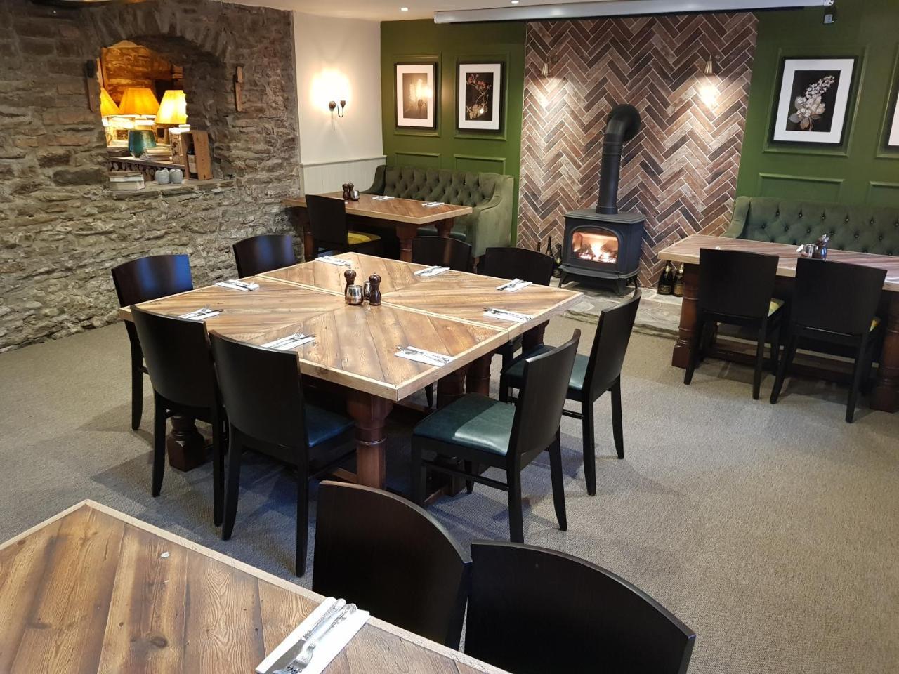 The Carpenters Arms Hotel Pensford Kültér fotó