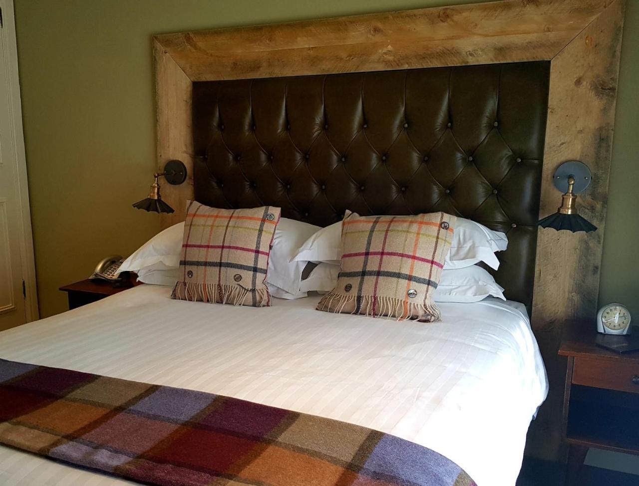 The Carpenters Arms Hotel Pensford Kültér fotó